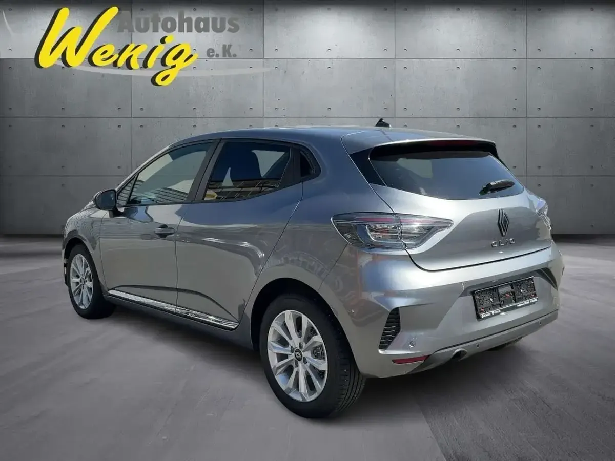 Gebraucht Renault Clio V Evolution 91 PS (66 kW) 2025 Dolomitgrau Limousine