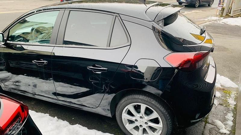 Gebraucht Opel Corsa 75 PS (55 kW) 2022 Schwarz Kleinwagen