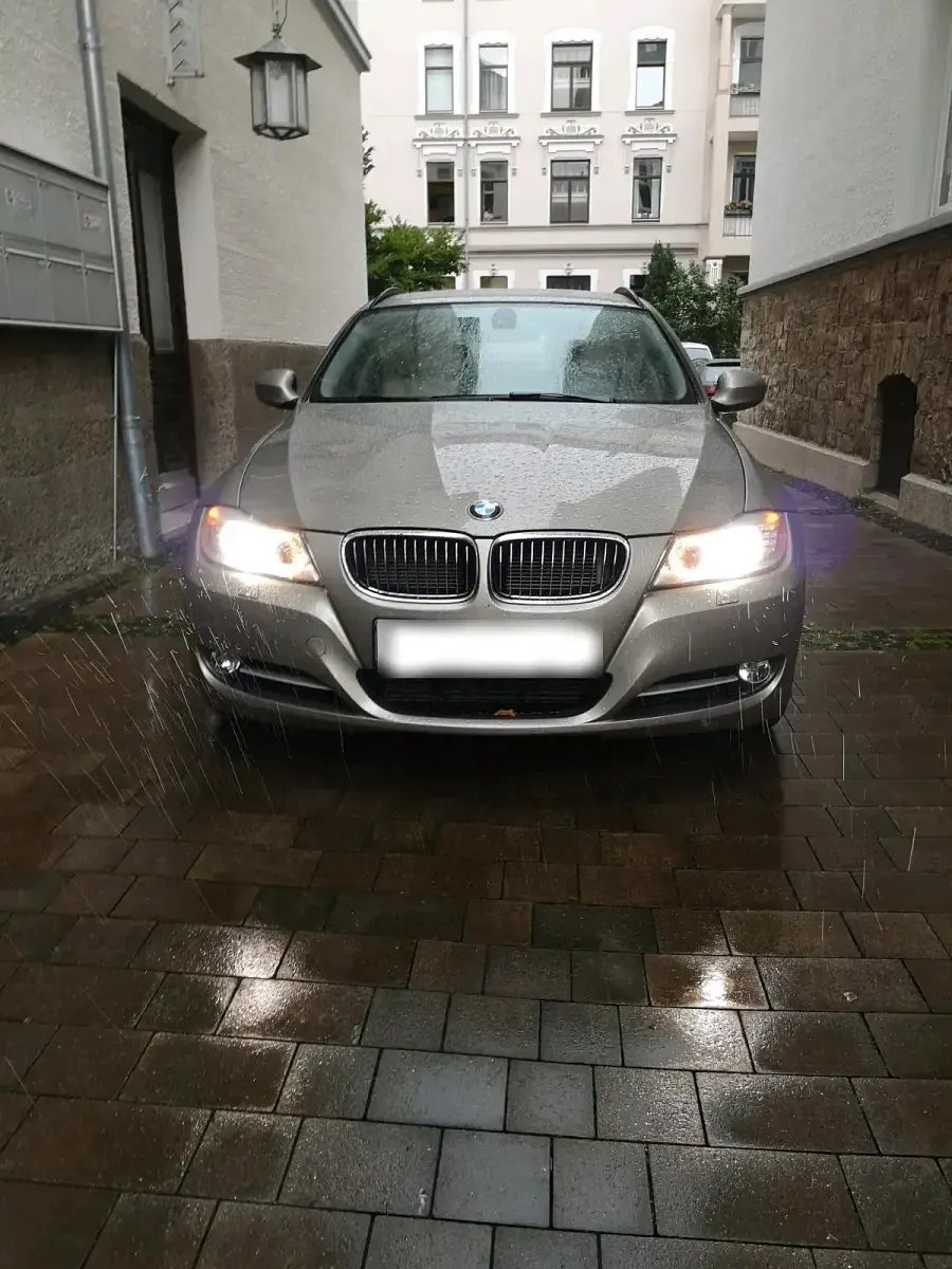 Gebraucht BMW 325 204 PS (150 kW) 2010 Kombi