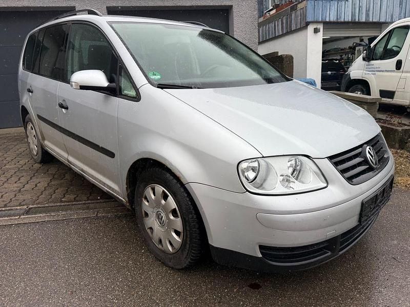 Gebraucht VW Touran Trendline 105 PS (77 kW) 2004 Silber Van / Kleinbus