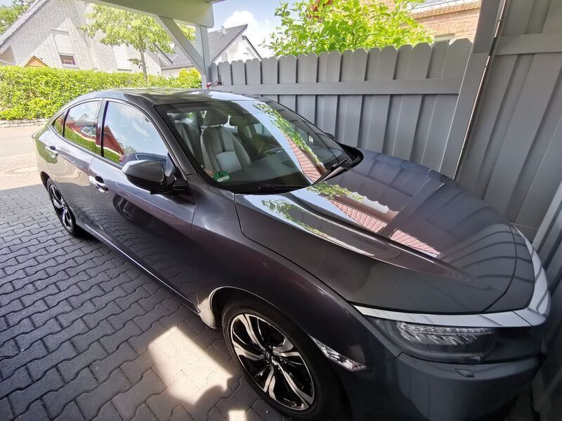 Grau Gebraucht 2019 Honda Civic Executive Limousine | 17.499 € (Fairer Preis) - Bild 1/4