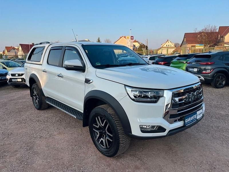 Gebraucht JAC JS8 204 PS (150 kW) 2024 Weiß SUV
