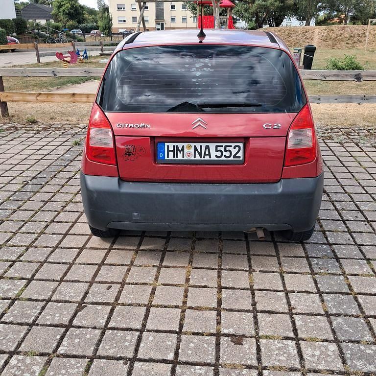 Rot Gebraucht 2005 Citroën C2 Advance Kleinwagen | 1.250 € (Teuer) - Bild 1/4