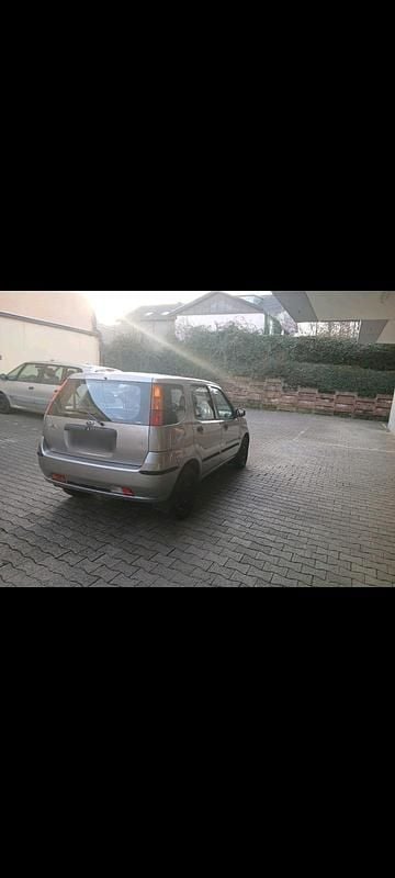 Gebraucht Subaru Justy 94 PS (69 kW) 2004 Silber Kleinwagen