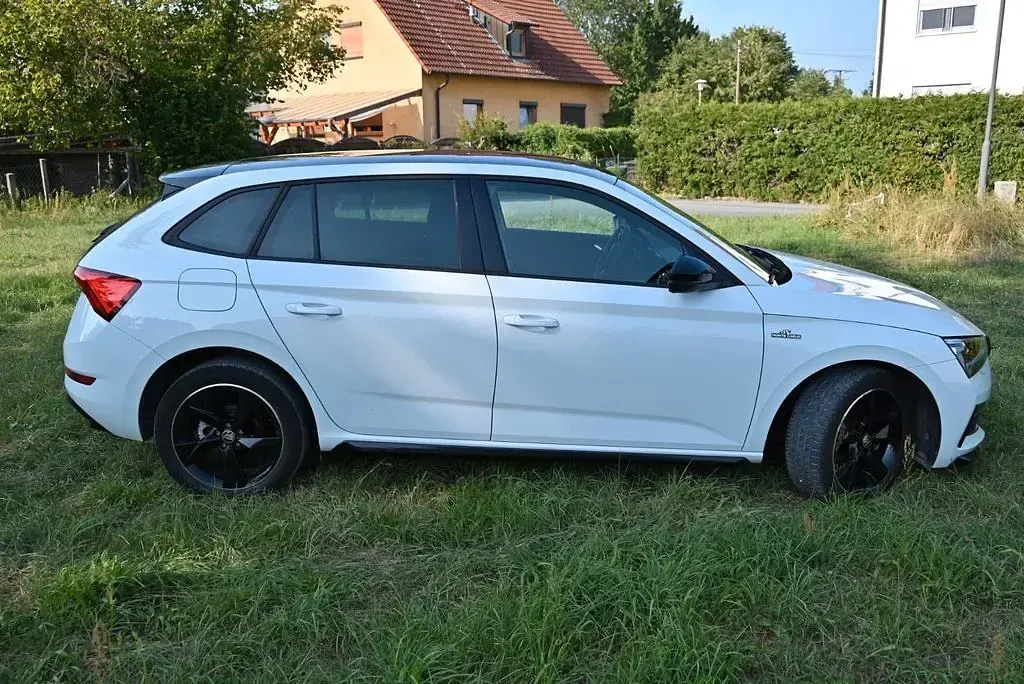 Gebraucht Skoda Scala Monte Carlo 150 PS (110 kW) 2022 Weiß Kleinwagen