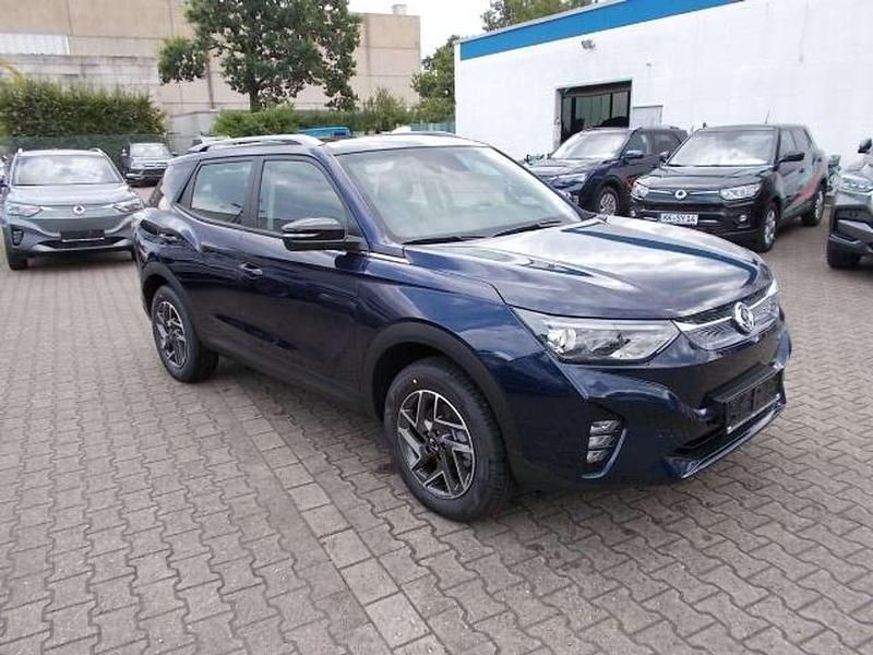 Neu KGM Korando 139 kW (190 PS) 2025 Blau SUV