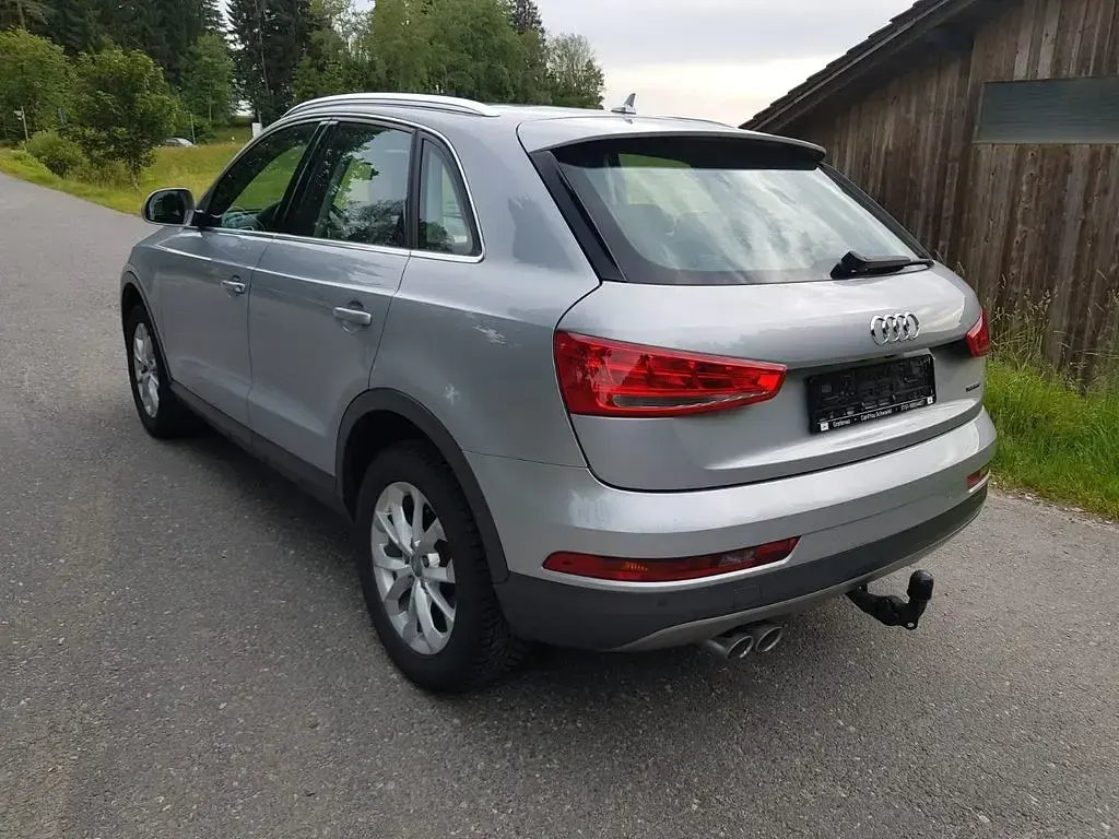 Gebraucht Audi Q3 Design 184 PS (135 kW) 2016 Silber SUV