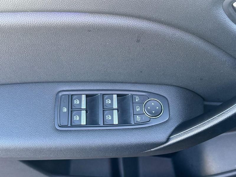 Gebraucht Renault Captur Intens 158 PS (116 kW) 2021 Schwarz SUV