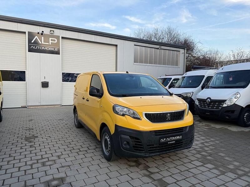 Gebraucht Peugeot Expert 122 PS (89 kW) 2018 Gelb Van