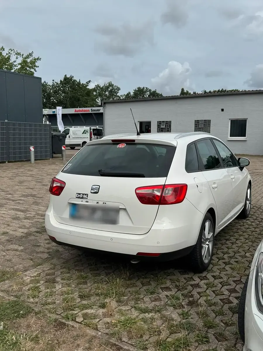 Gebraucht Seat Ibiza ST 105 PS (77 kW) 2010 Weiß Kombi