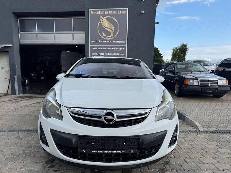Weiß Gebraucht 2012 Opel Corsa Limousine | 6.490 € (Teuer) - Bild 1/4