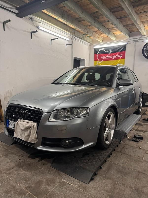 Grau Gebraucht 2007 Audi A4 S-Line Kombi | 4.500 € (Etwas zu teuer) - Bild 1/4