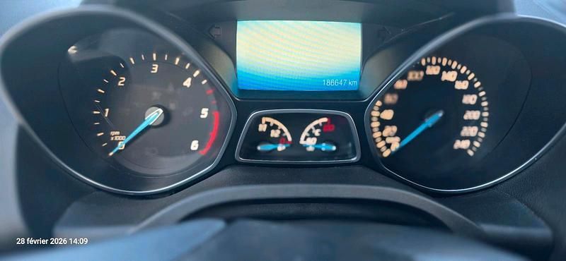 Gebraucht Ford Kuga 150 PS (110 kW) 2015 Silber SUV