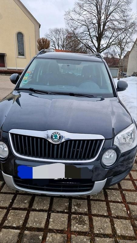 Gebraucht Skoda Yeti 105 PS (77 kW) 2012 Blau SUV