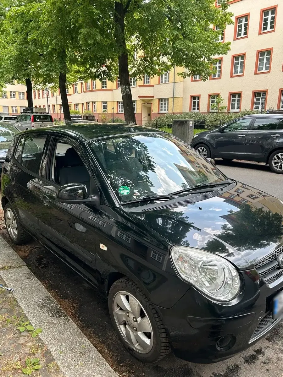 Gebraucht Kia Picanto 65 PS (47 kW) 2010 Schwarz Kleinwagen