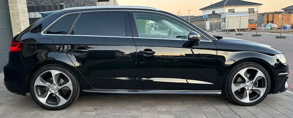 Używany Audi A3 S-Line 150 KM (110 kW) 2015 Czarny Sedan/Limuzyna