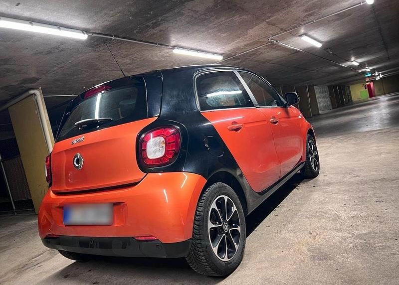 Gebraucht Smart ForFour 90 PS (66 kW) 2015 Schwarz Kleinwagen