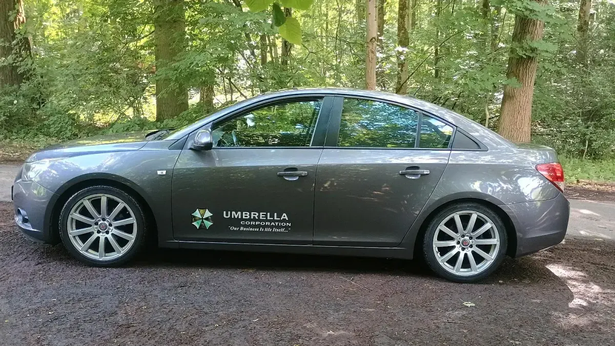 Gebraucht Chevrolet Cruze 141 PS (103 kW) 2012 Grau Limousine