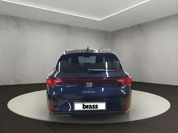 Gebraucht Seat Leon Style 131 PS (96 kW) 2022 Asphalt blau metallic Kombi