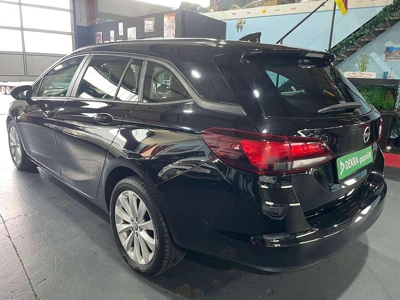 Gebraucht Opel Astra 136 PS (100 kW) 2018 Schwarz Kombi