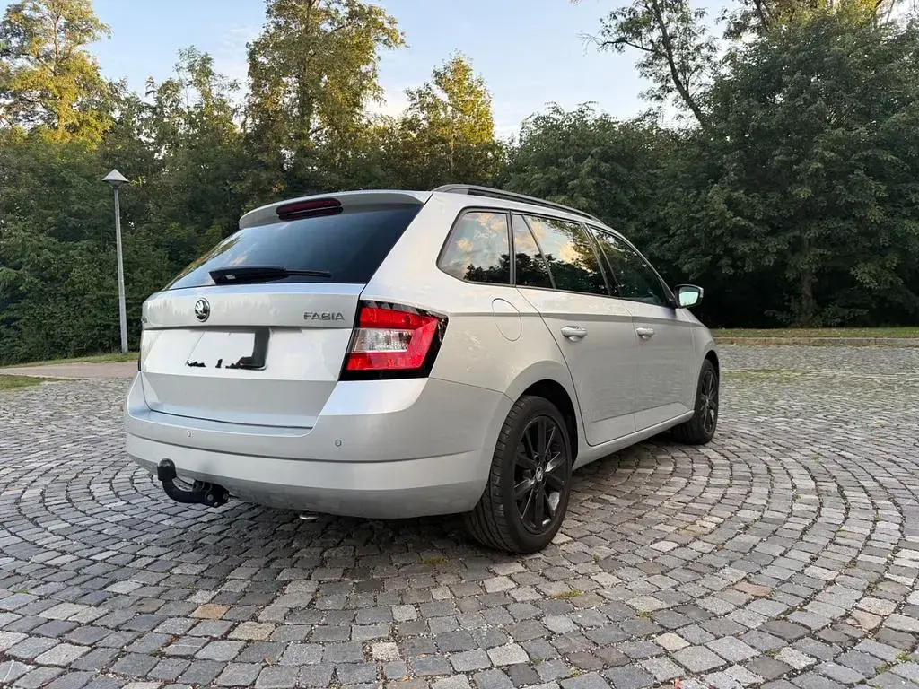 Gebraucht Skoda Fabia Style 110 PS (80 kW) 2014 Silber Kombi