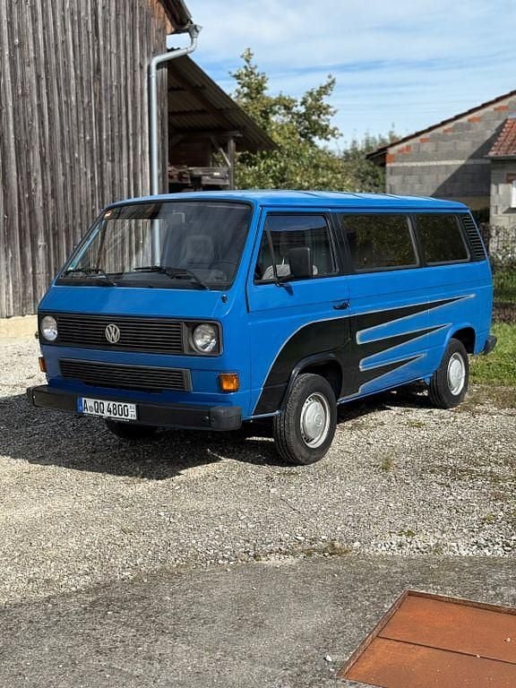 Second-hand VW T3 92 CP (67 kW) 1990 Albastru Van