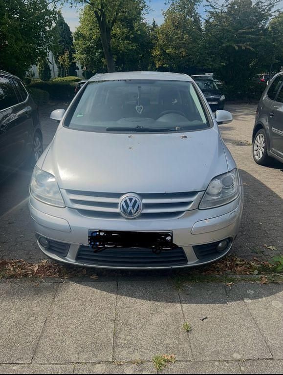 Grau Gebraucht 2007 VW Golf Plus Cross Comfortline Van / Kleinbus | 3.700 € (Etwas zu teuer) - Bild 1/4