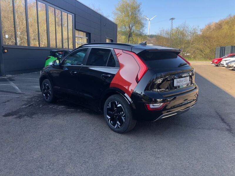 Neu Kia e-Niro Inspiration 150 kW (204 PS) 2025 Schwarz SUV