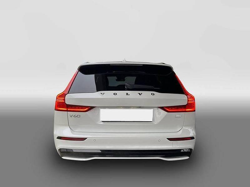 Gebraucht Volvo V60 Plus 455 PS (334 kW) 2023 Weiß Kombi