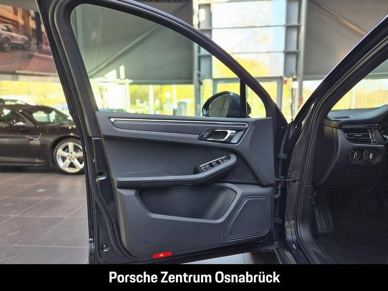 Gebraucht Porsche Macan 265 PS (194 kW) 2023 Grau SUV