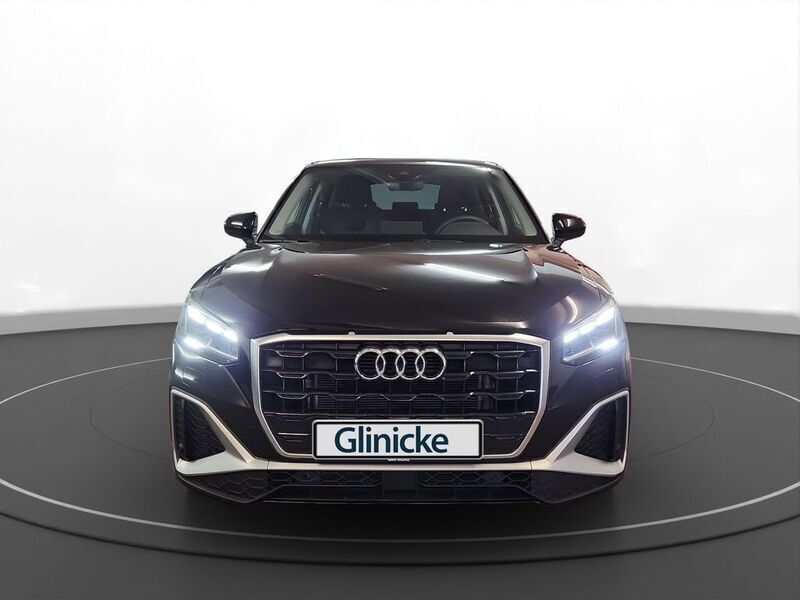 Gebraucht Audi Q2 S-Line 150 PS (110 kW) 2022 Mythosschwarz metallic SUV