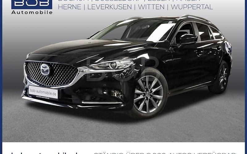 Schwarz Gebraucht 2023 Mazda 6 Center-Line Kombi | 25.880 € (Guter Preis) - Bild 1/4