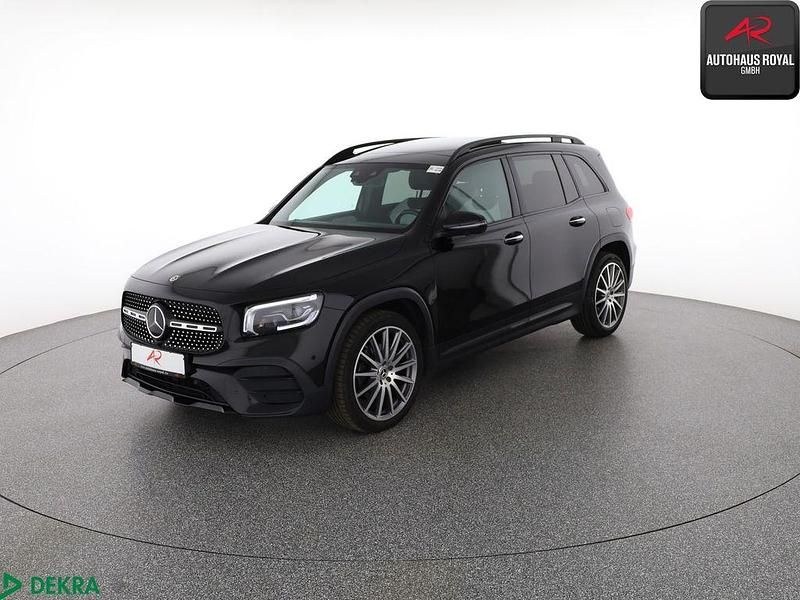 Nachtschwarz Gebraucht 2022 Mercedes GLB220 AMG SUV | 35.880 € (Fairer Preis) - Bild 1/4