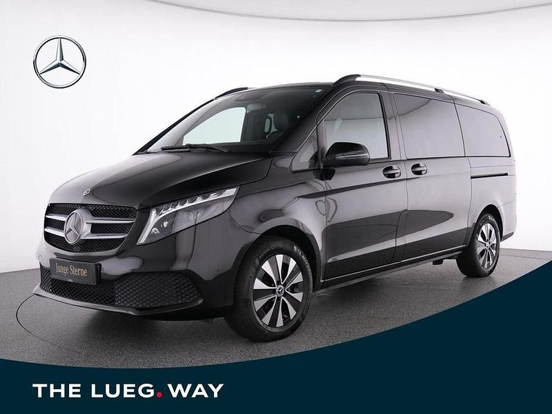 Obsidianschwarz metallic Gebraucht 2023 Mercedes V250 Van / Kleinbus | 59.985 € (Fairer Preis) - Bild 1/4