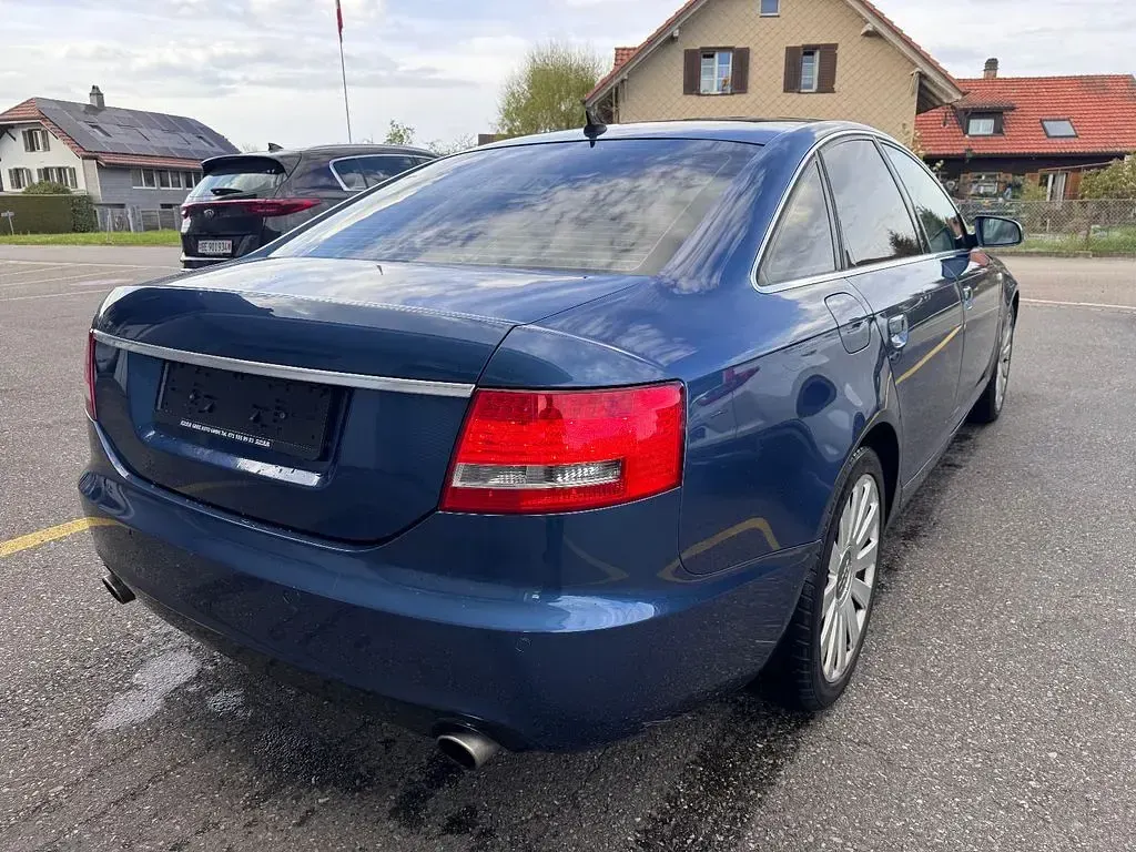Gebraucht Audi A6 334 PS (245 kW) 2004 Blau Limousine