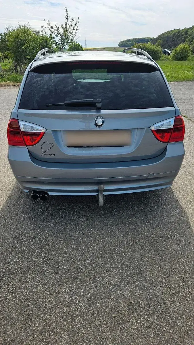 Używany BMW 330 Shadowline 231 KM (169 kW) 2006 Niebieski Kombi