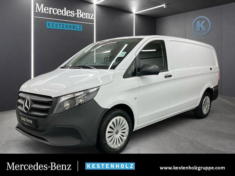Arktikweiß Gebraucht 2024 Mercedes Vito Van / Kleinbus | 39.258 € (Teuer) - Bild 1/4