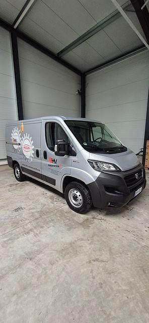 Gebraucht Fiat Ducato 140 PS (102 kW) 2021 Silber Van