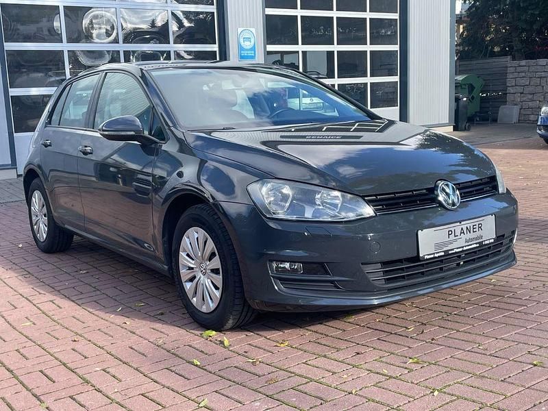 Grau Gebraucht 2014 VW Golf VII Limousine | 9.990 € (Fairer Preis) - Bild 1/4