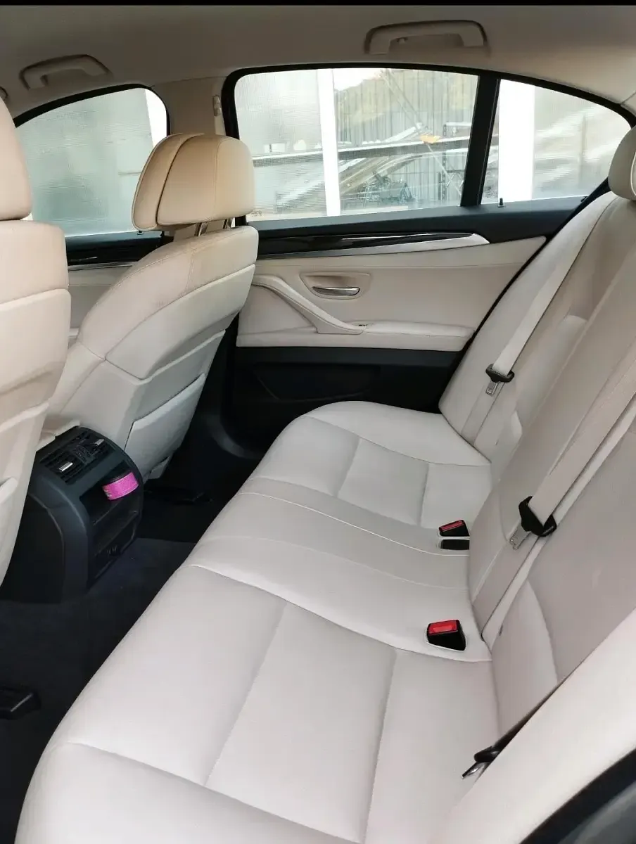 Gebraucht BMW 523 204 PS (150 kW) 2010 Grau Limousine