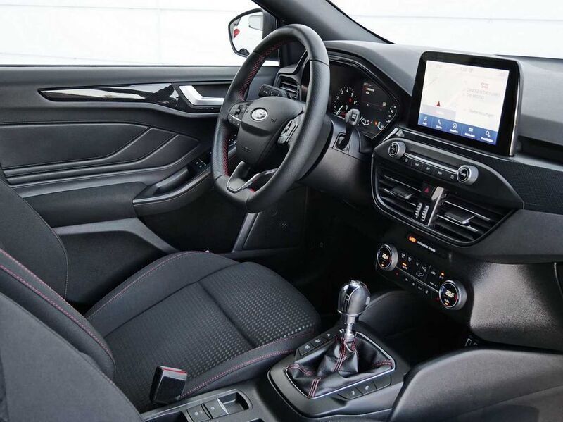 Gebraucht Ford Focus ST-Line 155 PS (114 kW) 2021 Grau Kombi