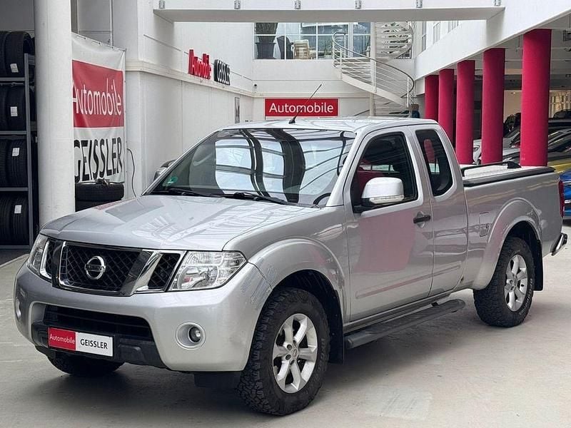 Silber Gebraucht 2011 Nissan Navara SE Abholung | 7.990 € (Superpreis) - Bild 1/4
