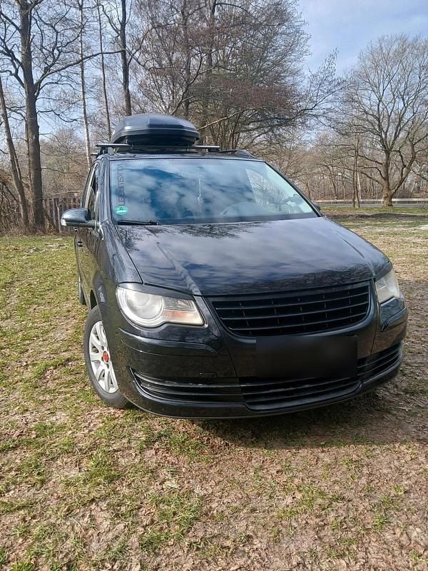 Gebraucht VW Touran 140 PS (102 kW) 2007 Schwarz Van / Kleinbus