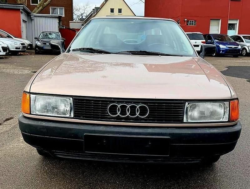Second-hand Audi 80 75 CP (55 kW) 1987 Maro Berlinǎ