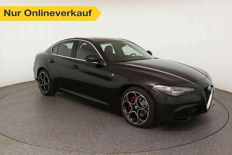 Schwarz Gebraucht 2021 Alfa Romeo Giulia Limousine | 30.760 € (Fairer Preis) - Bild 1/3