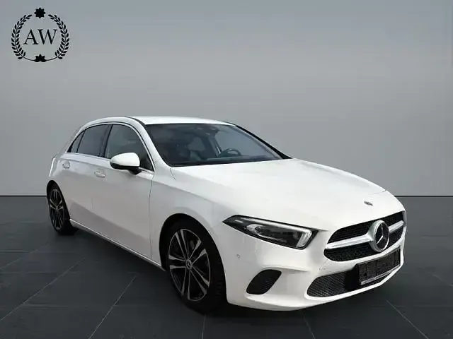 Gebraucht Mercedes A220 AMG Edition 1 190 PS (139 kW) 2019 Weiß Limousine