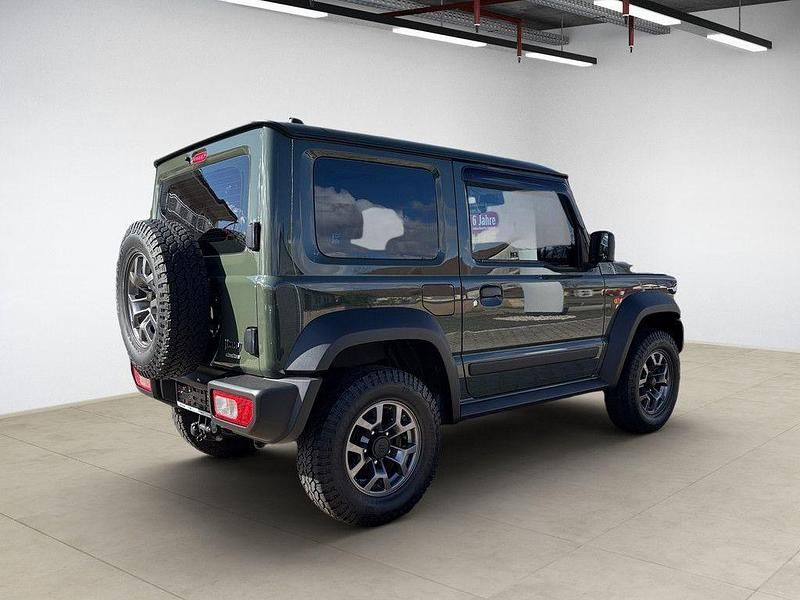 Gebraucht Suzuki Jimny 102 PS (75 kW) 2023 Grün SUV