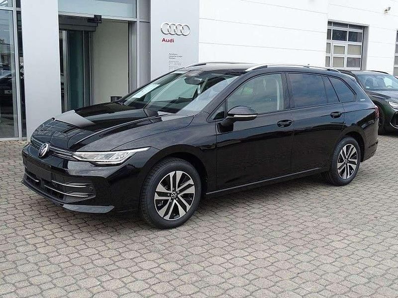 Gebraucht VW Golf VIII 150 PS (110 kW) 2025 Schwarz Kombi