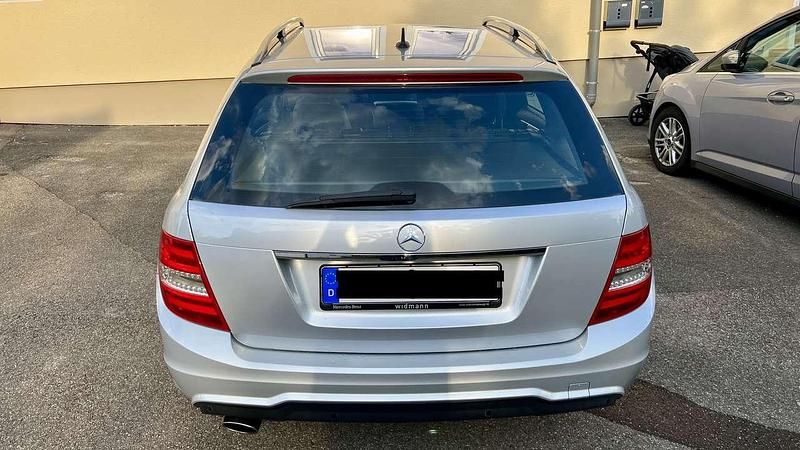 Gebraucht Mercedes C180 AMG line 156 PS (114 kW) 2014 Kombi