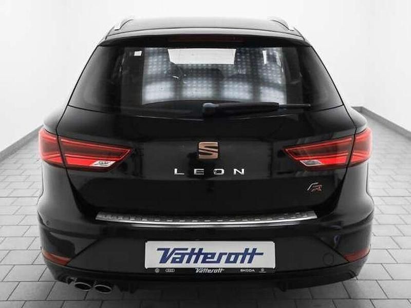 Gebraucht Seat Leon ST FR 150 PS (110 kW) 2019 Mitternachtsschwrz metallic (metallic) Kombi